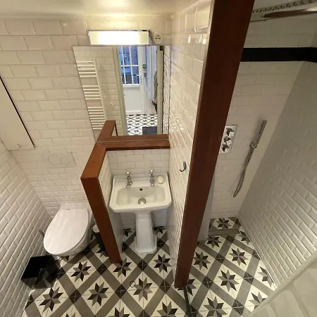 Appartamento élégant Avec Mezzanine Porte Des Ternes